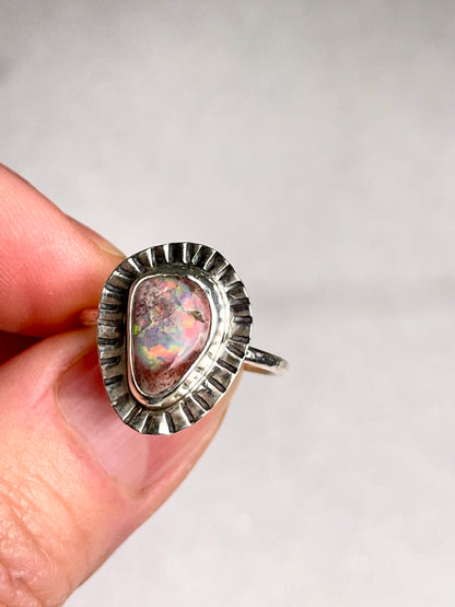 Mexican Fire Opal size 8