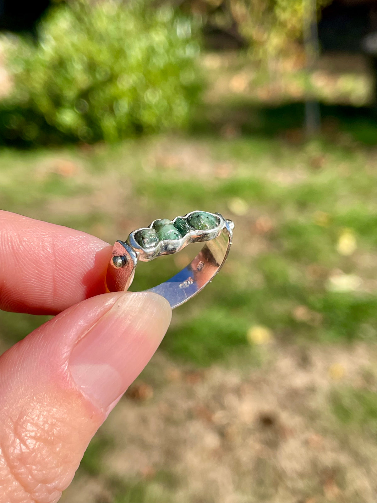 Emerald East/West Ring size 6.25
