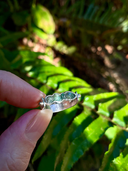 Emerald East/West Ring size 6.25