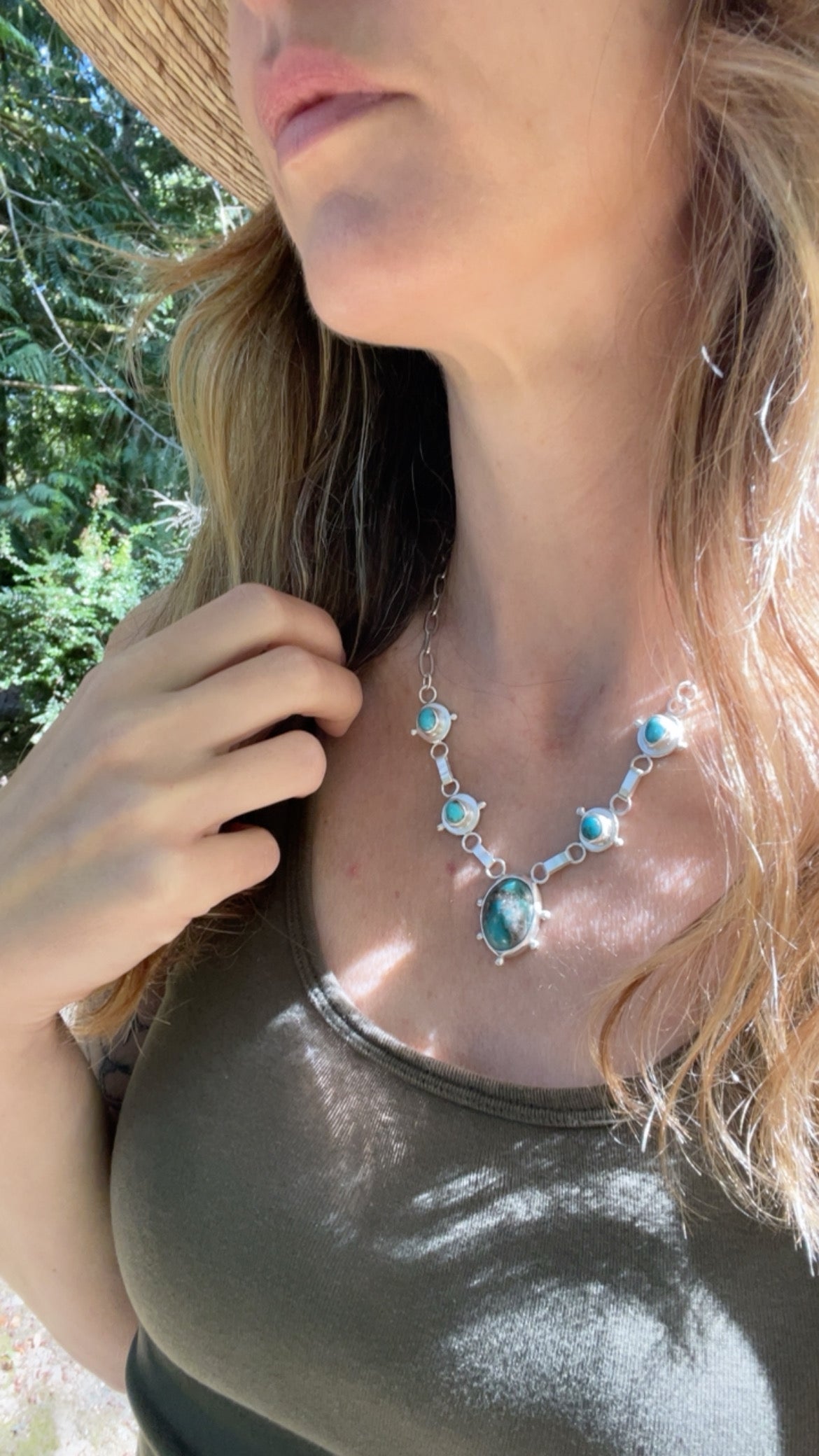 Handcrafted Turquoise Bloom Necklace