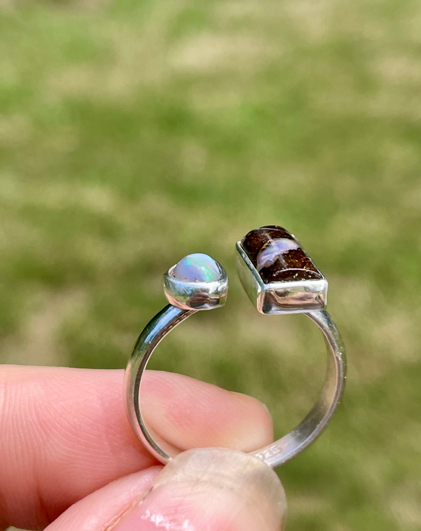 Fire and Boulder Opal split ring, size 8-9