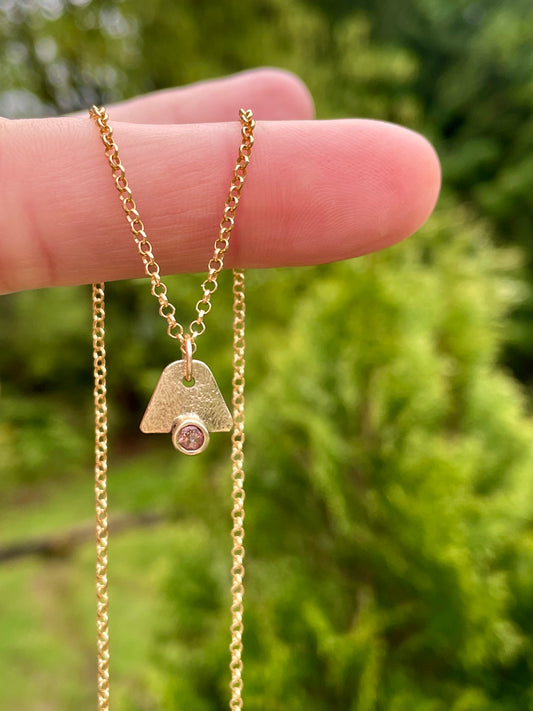 Gold Pendant with Oregon Sunstone