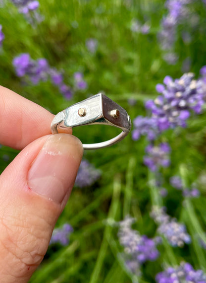 Sterling Silver and Gold detailed ring size 8