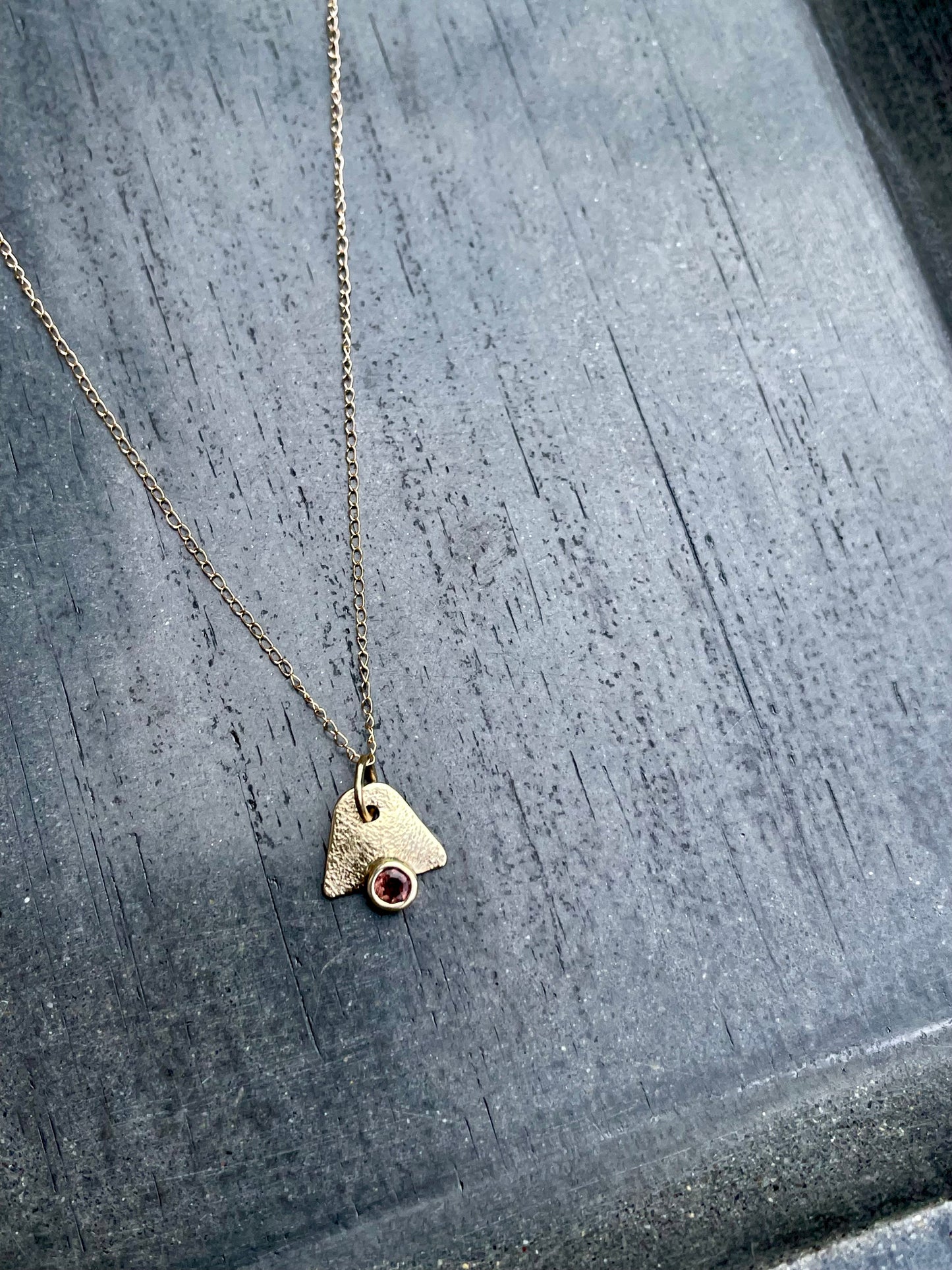 Gold Pendant with Oregon Sunstone