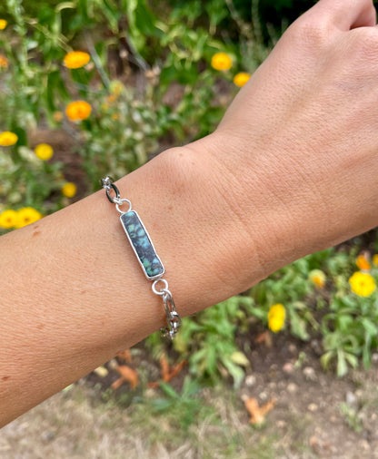 Small Horizontal chain bracelet