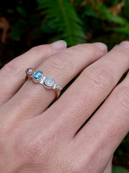 Golden Gem Collector Ring Size 8