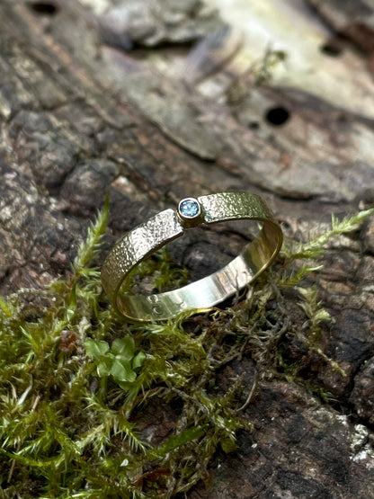 Montana Sapphire Gold Ring