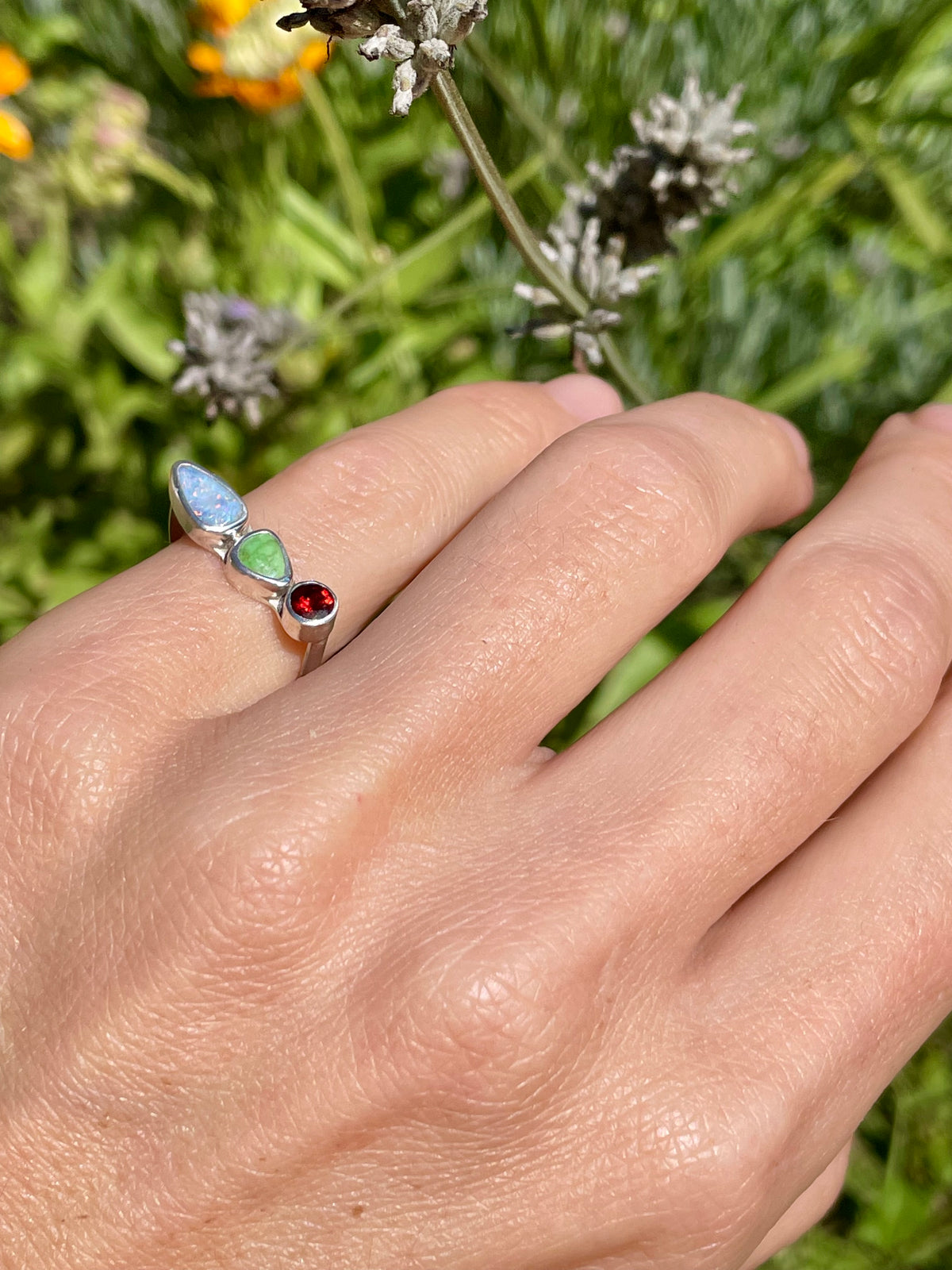 Triple stone ring size 6