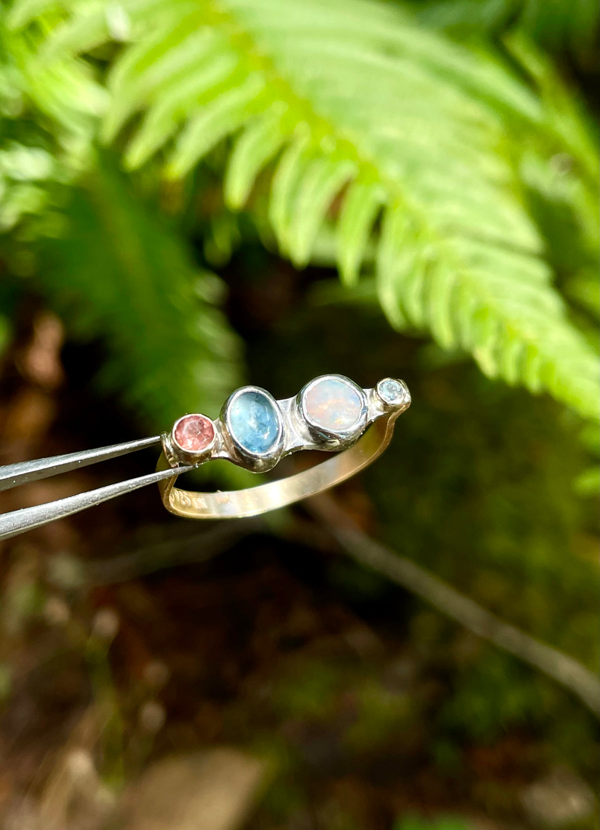 Golden Gem Collector Ring Size 8