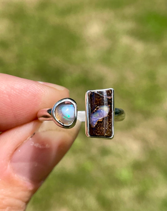 Fire and Boulder Opal split ring, size 8-9