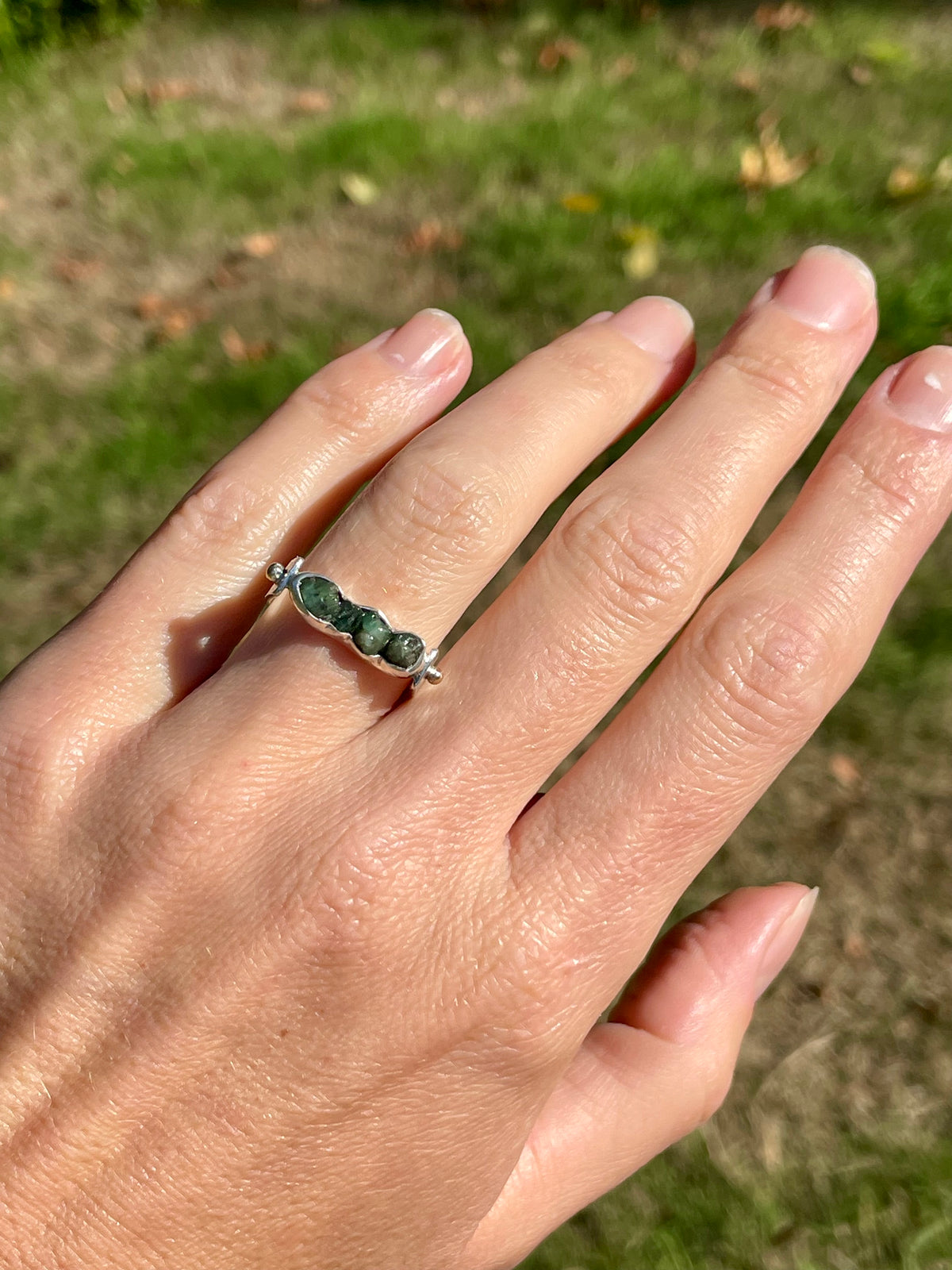 Emerald East/West Ring size 6.25