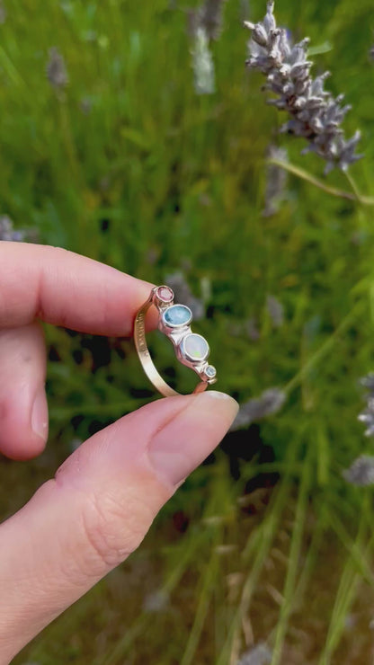 Golden Gem Collector Ring Size 8